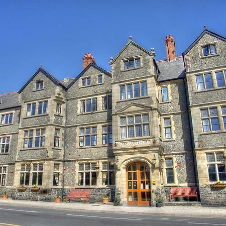 George IV Hotel Criccieth Bagian luar foto